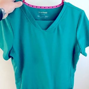 Heartsoul Hunter Scrub set- top S and bottom XS